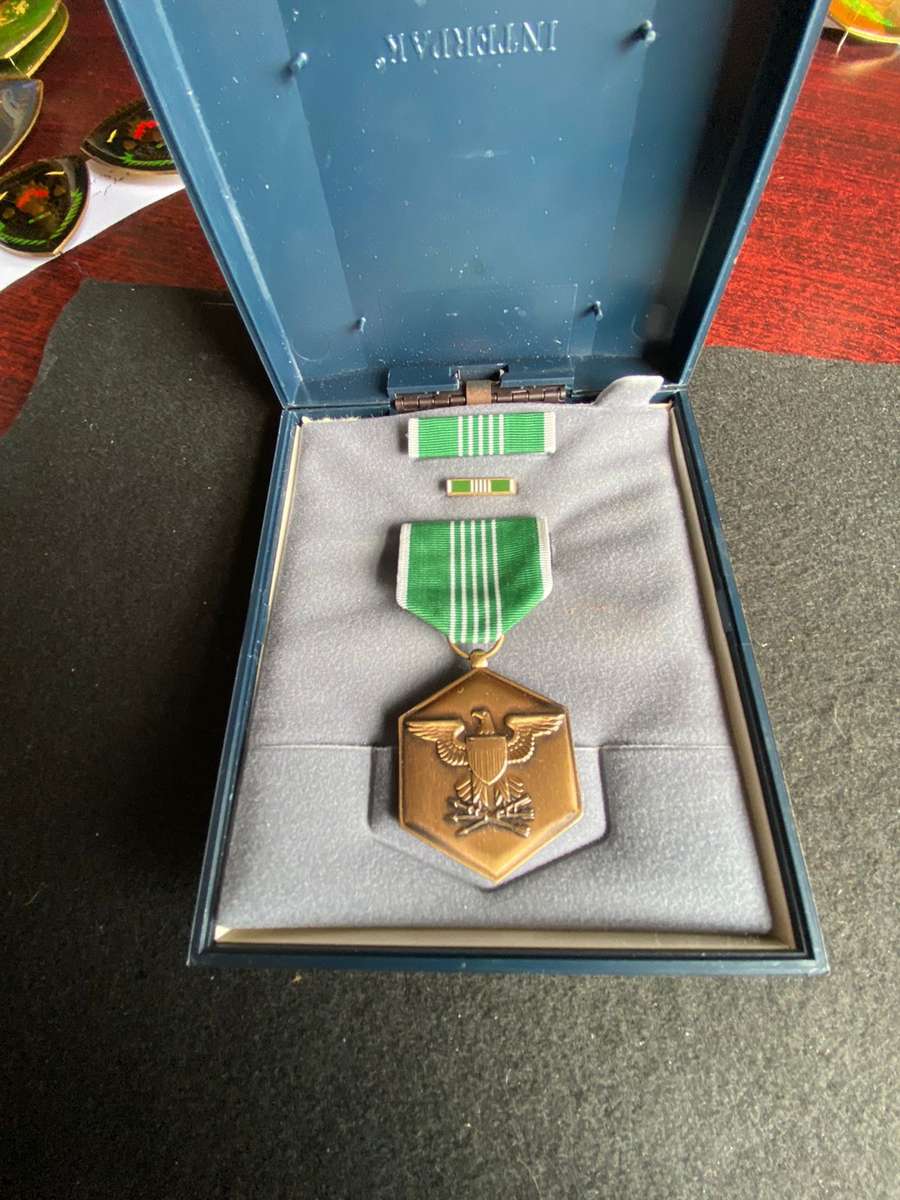 USA COMMENDATION MEDAL-BOXED