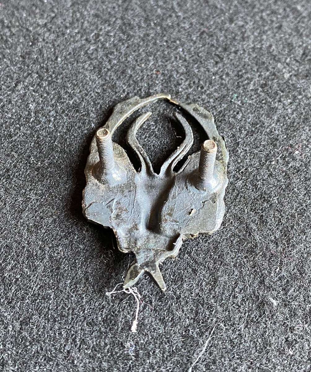 5 SA INFANTRY GREY METAL CAP BADGE-APPROVED 1988- VOIDED- 2 LUGS