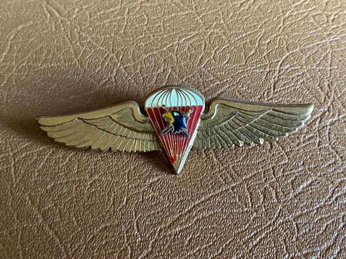 ZAMBIAN ARMY SPECIAL FORCES FREE FALL WING-1970'S-80'S- 2 PINS