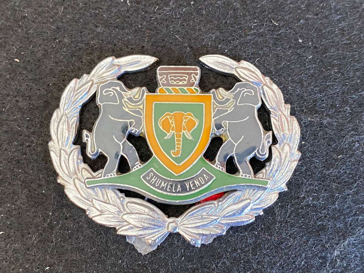 VENDA WO2 ARM BADGE- NO PINS