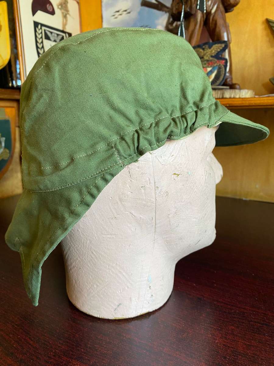 ORIGINAL RECCE SWALLOW TAIL CAP-COMES WITH PAPER LABEL ON THE INSIDE WITH CODE FOR CROSS REFERENCE C