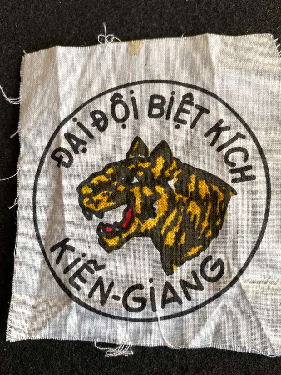 ORIGINAL VIETNAM PATCH-ARVN PROVINCIAL ELITE RECON UNIT-COMMANDOS OF KIEN GIANG PROVINCE