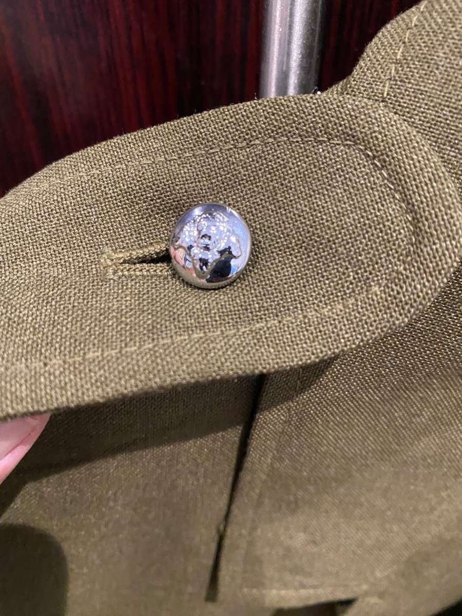 SA ARMY STEP OUT JACKET SIZE LARGE-MEASURES 55CM ARMPIT TO ARMPIT-GOOD CONDITION