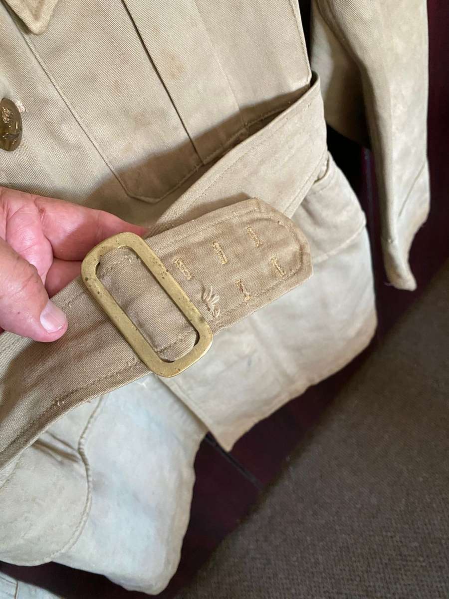 RAF NON COMMISSIONED OFFICER TUNIC AS WORN  IN THE NORTH AFRICAN CAMPAIGN- LABELLED AND DATED 1942-S