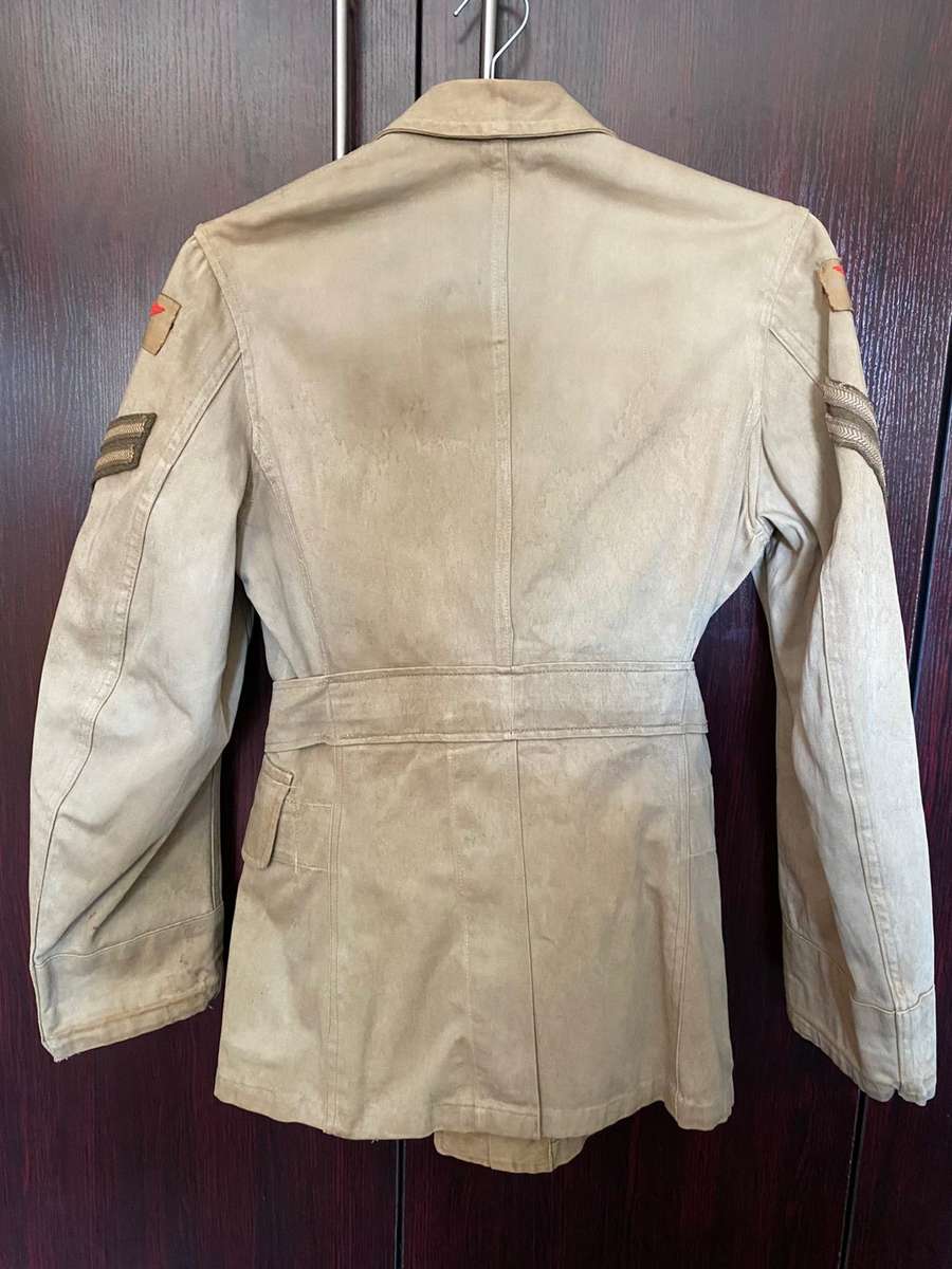 RAF NON COMMISSIONED OFFICER TUNIC AS WORN  IN THE NORTH AFRICAN CAMPAIGN- LABELLED AND DATED 1942-S