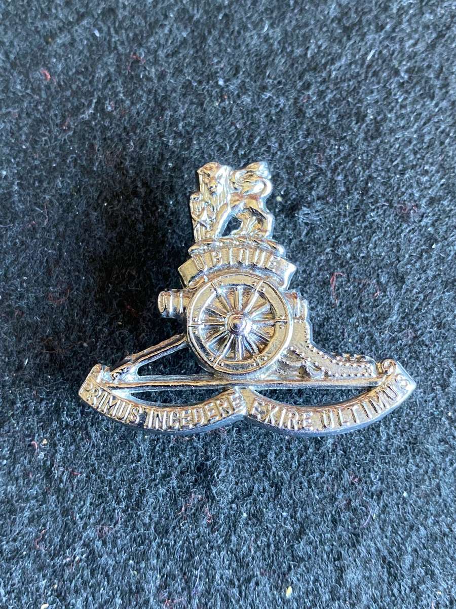 SA FIELD ARTILLERY CHROMED BERET BADGE (SMALL TYPE) WORN FROM 1990'S- 3 PINS