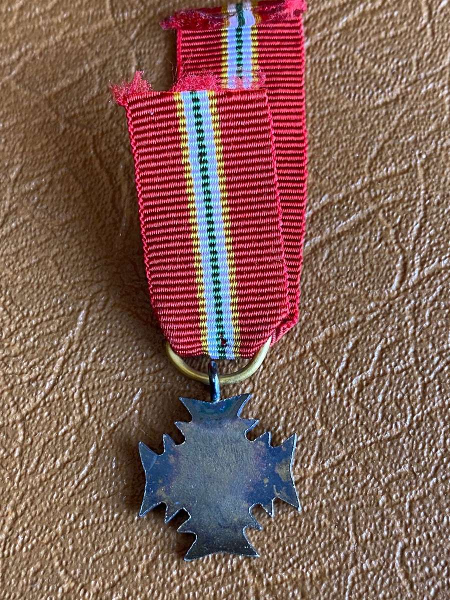 RHODESIA MINIATURE GRAND CROSS OF VALOUR