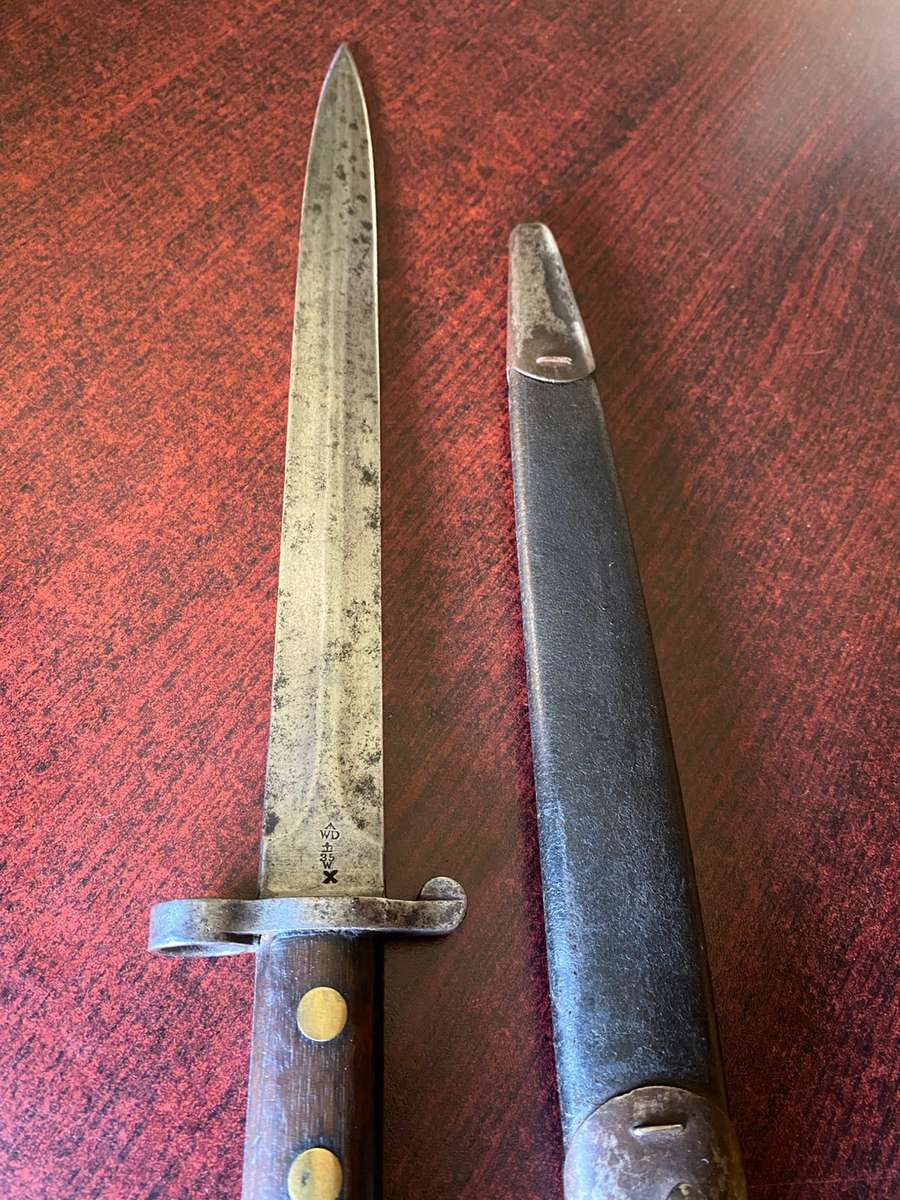 BRITISH 1888(BOER WAR ) BAYONET FOR THE LONG LEE ENFIELD RIFLE-WILKINSON LONDON MAKERS MARK-COMES WI
