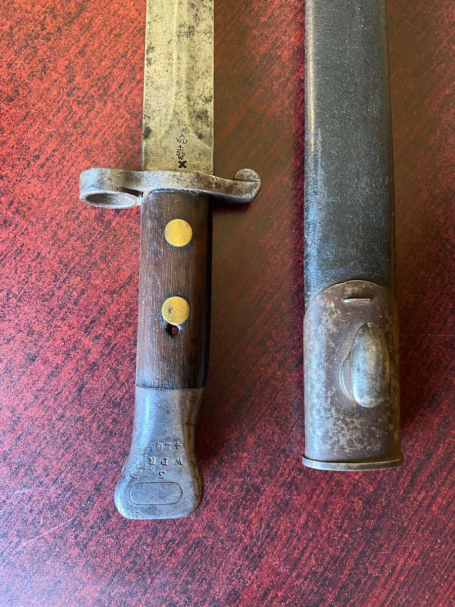 BRITISH 1888(BOER WAR ) BAYONET FOR THE LONG LEE ENFIELD RIFLE-WILKINSON LONDON MAKERS MARK-COMES WI