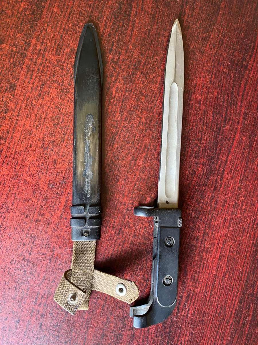 AK47 BAYONET-EAST GERMAN WITH EARLY WEB HILT LOOP-GOOD CONDITION