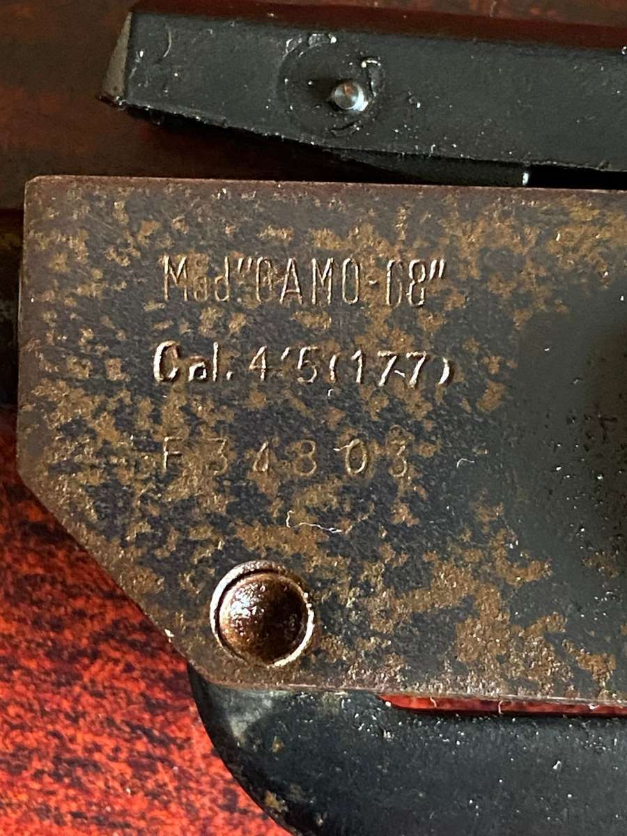 AIR GUN-GAMO 68-MADE IN SPAIN BY GAMO-OVERALL LENGTH 95CM-WORKING CONDITION-PLEASE LOOK AT PICTURES