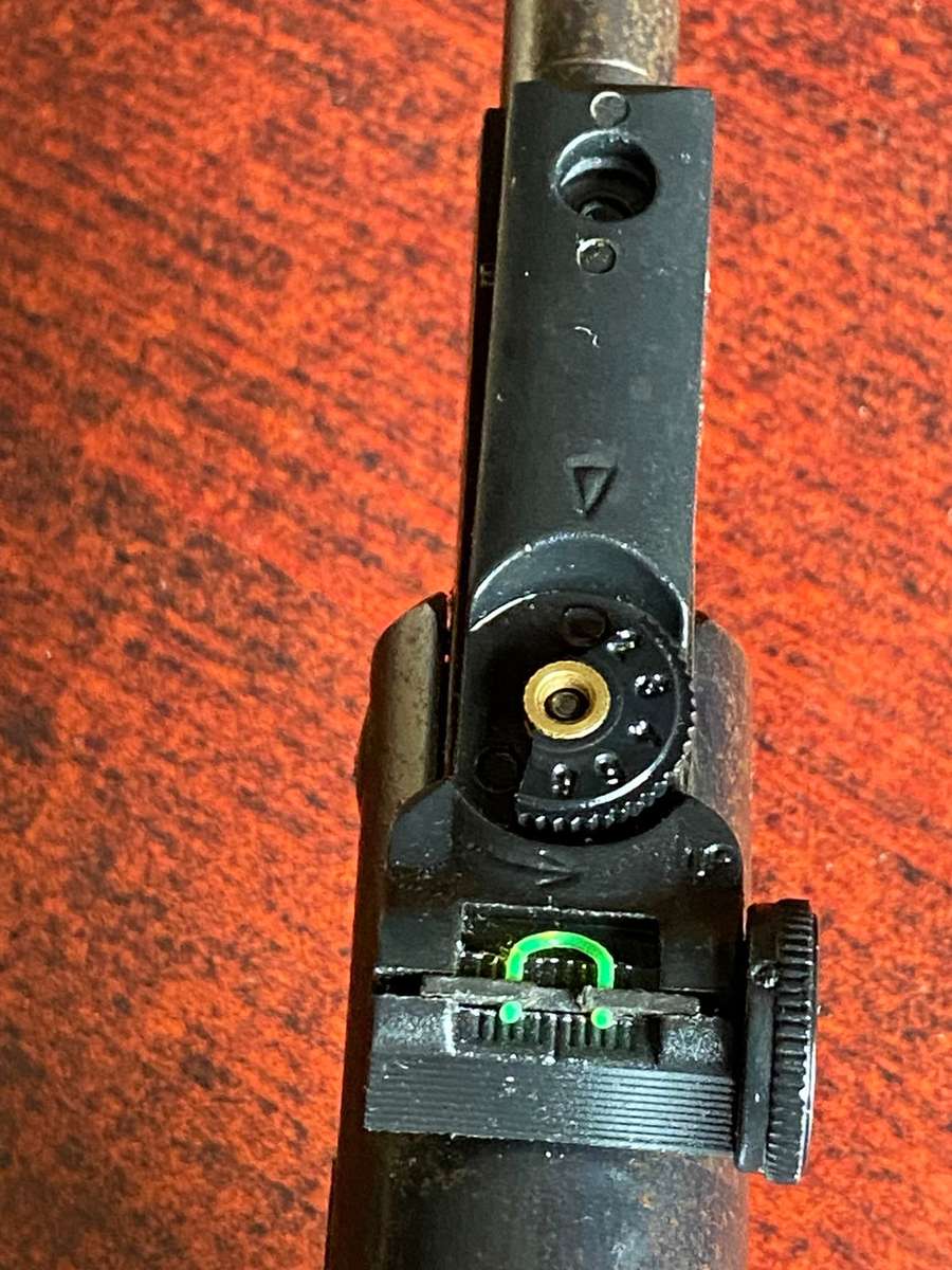 AIR GUN-GAMO 68-MADE IN SPAIN BY GAMO-OVERALL LENGTH 95CM-WORKING CONDITION-PLEASE LOOK AT PICTURES