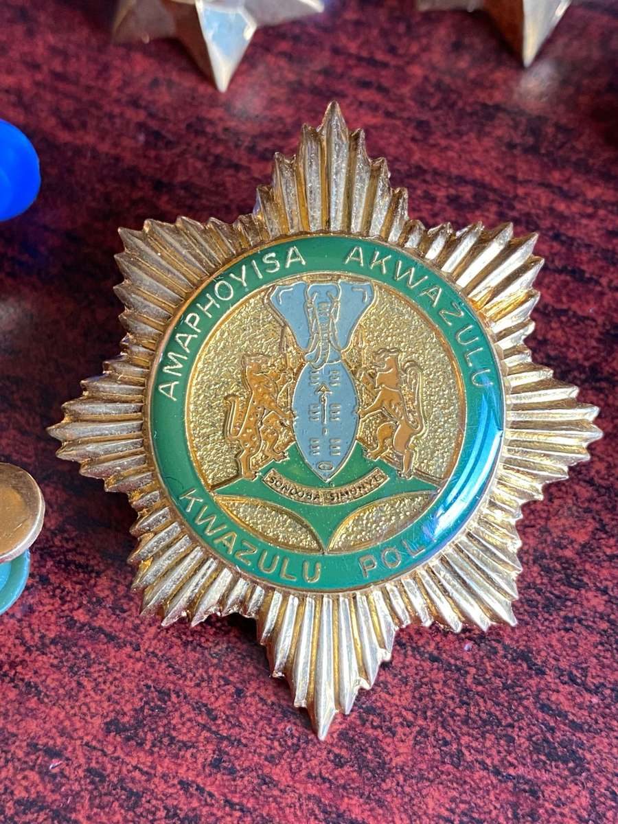 KWAZULU POLICE OFFICERS CAP, TITLES AND RANKS