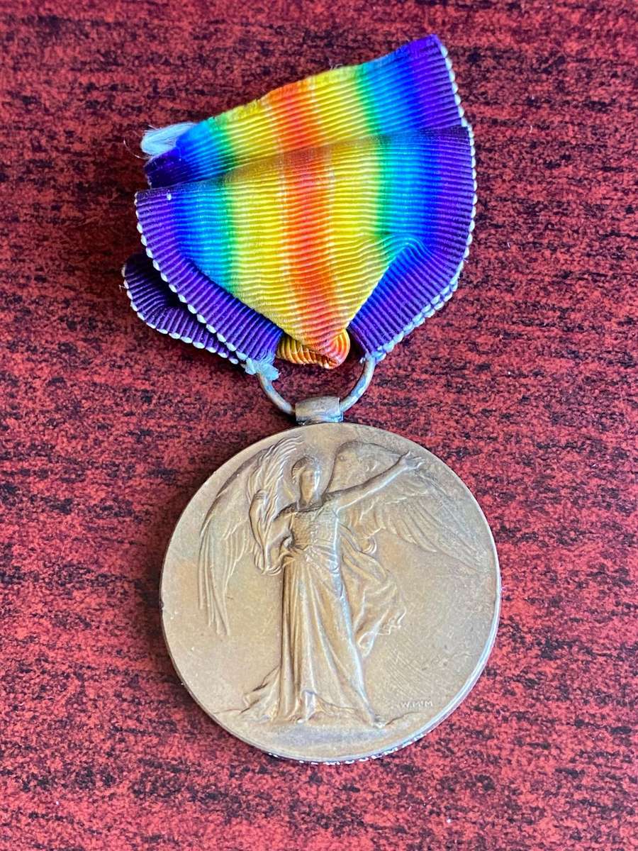 WW1 VICTORY MEDAL AWARDED TO 18559 KAPTEIN WESSEL JOHANNES MOOLMAN- 5 SA HORSE