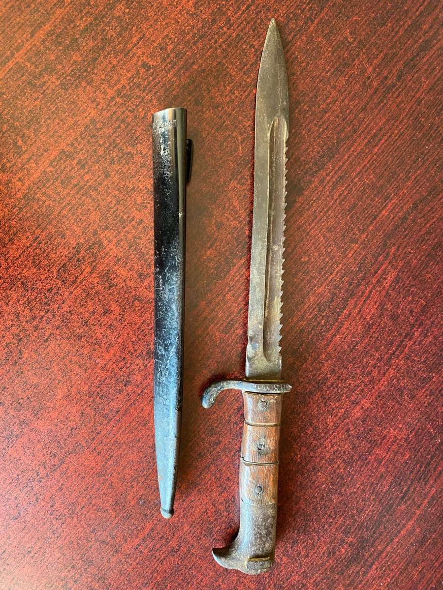 WOOD GRIPPED K598 BAYONET MADE BY ERFURT FOR THE COLONIES-ISSUED (ACCORDING TO NO KS 4716 AND SCABBA