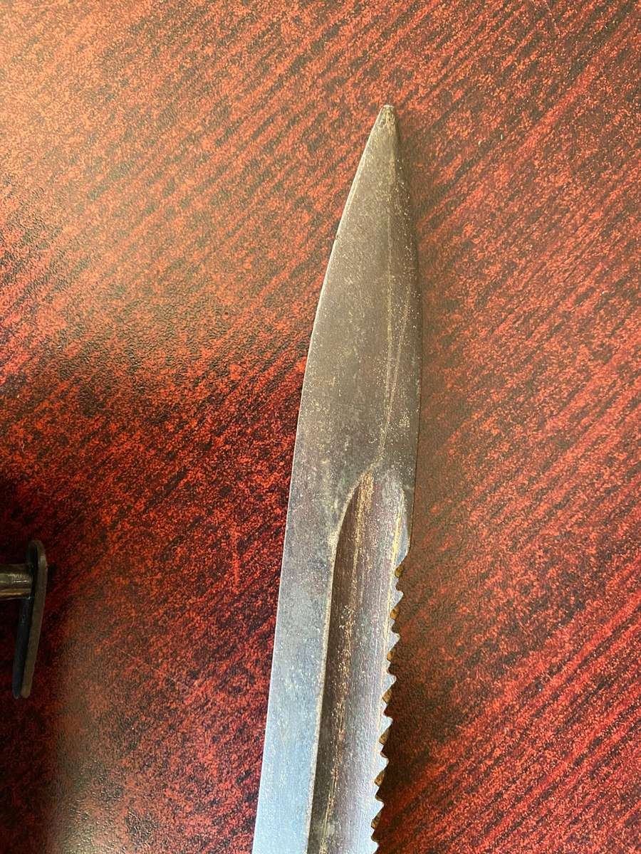 WOOD GRIPPED K598 BAYONET MADE BY ERFURT FOR THE COLONIES-ISSUED (ACCORDING TO NO KS 4716 AND SCABBA