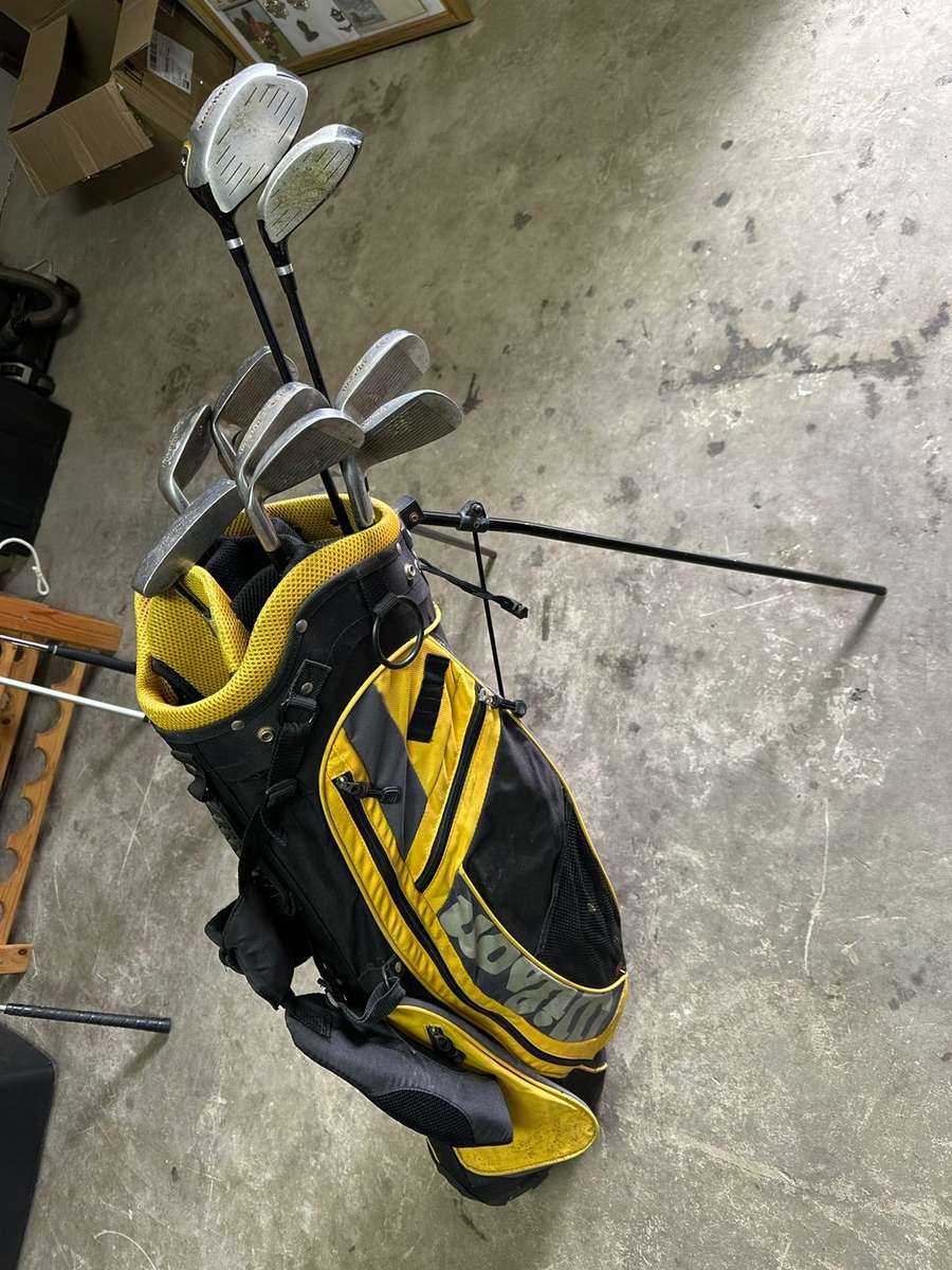WILSON GOLF SET-STANDING BAG- 2 DRIVERS IRONS- 3 (SPALDING)5,6,7,8,9 AND PITCHING WEDGE-AVENGER 11 P
