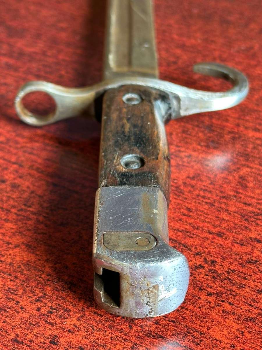 Japanese 30th Year (1897) Bayonet for the Arisaka Rifle - The Arrow and M Mark