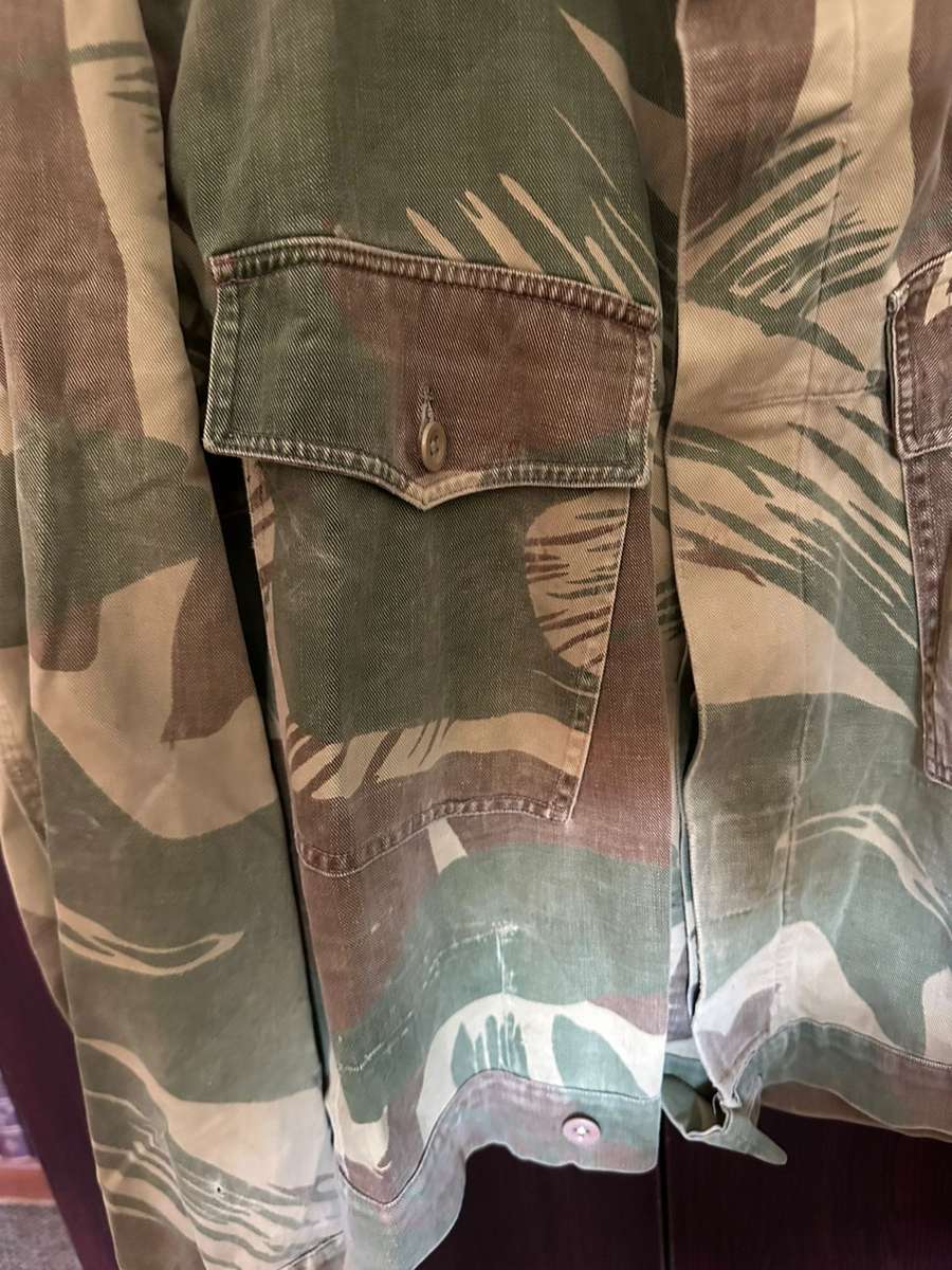 RHODESIAN CAMO JACKET,MADE INTO A BUNNY JACKET-SIZE LARGE-MEASURES 60 CM ARMPIT TO ARMPIT-USED CONDI