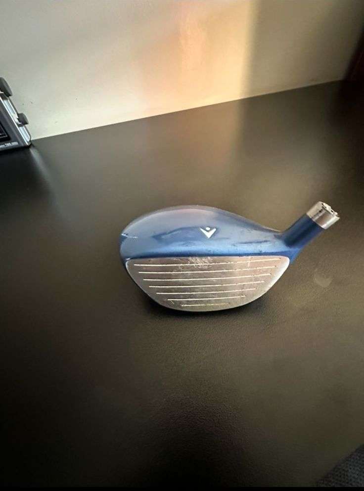 SLAZENGER LADIES SET-COMPLETE SETS-ONLY NEEDS SAND WEDGE AND 5 DRIVER NEEDS A NEW SHAFT-FOLLOWING 3