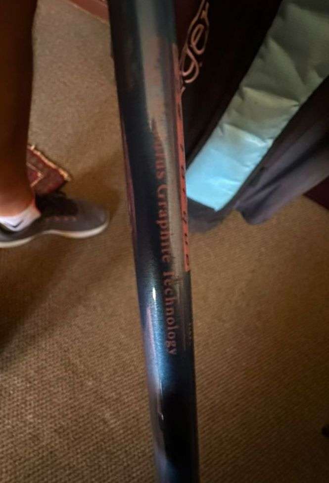 SLAZENGER LADIES SET-COMPLETE SETS-ONLY NEEDS SAND WEDGE AND 5 DRIVER NEEDS A NEW SHAFT-FOLLOWING 3