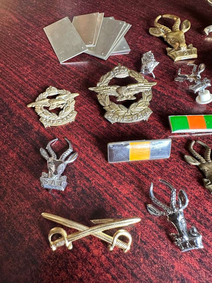 MIXED MILITARY LOT-SOLD TOGETHER