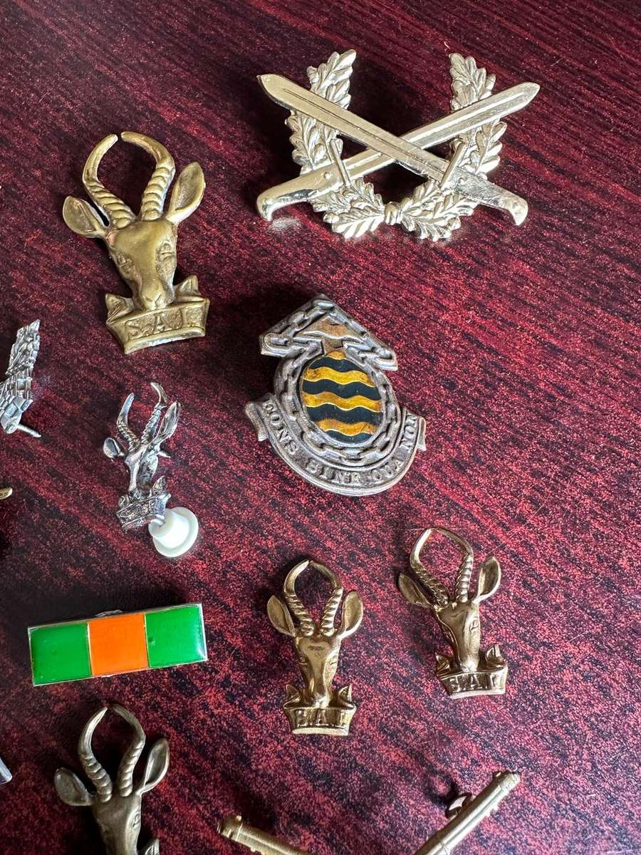 MIXED MILITARY LOT-SOLD TOGETHER