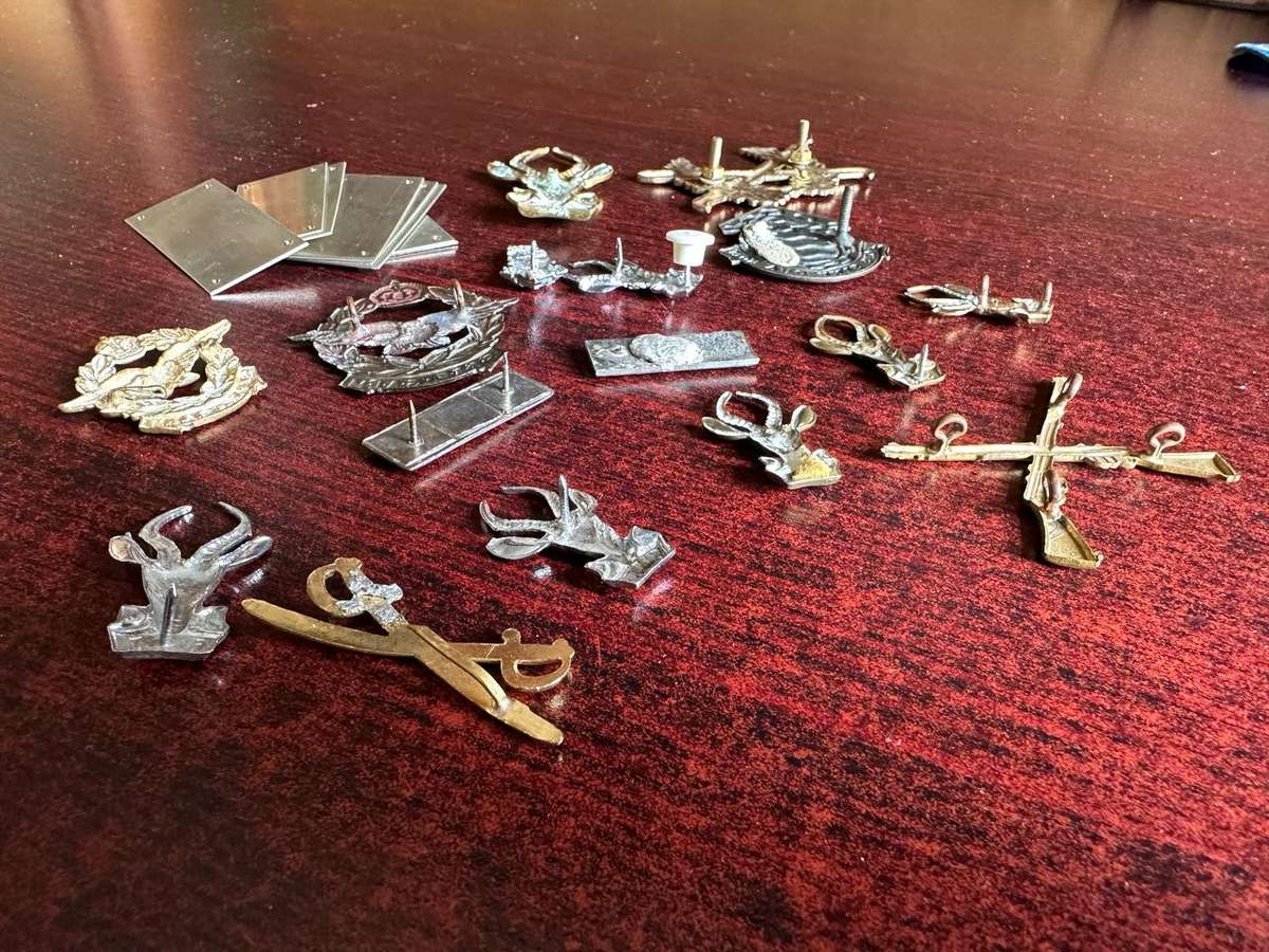 MIXED MILITARY LOT-SOLD TOGETHER
