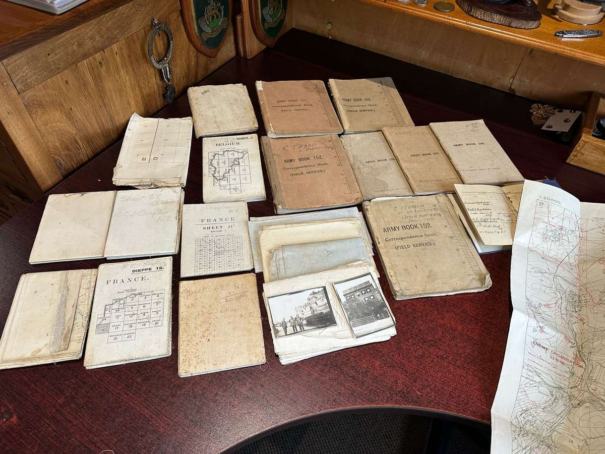 COLLECTION OF PERSONNEL NOTES,NOTE BOOKS ORIGINAL MAPS 1:40 000 /1:20 000 /ETC.-BELONGED TO WW1 PERI