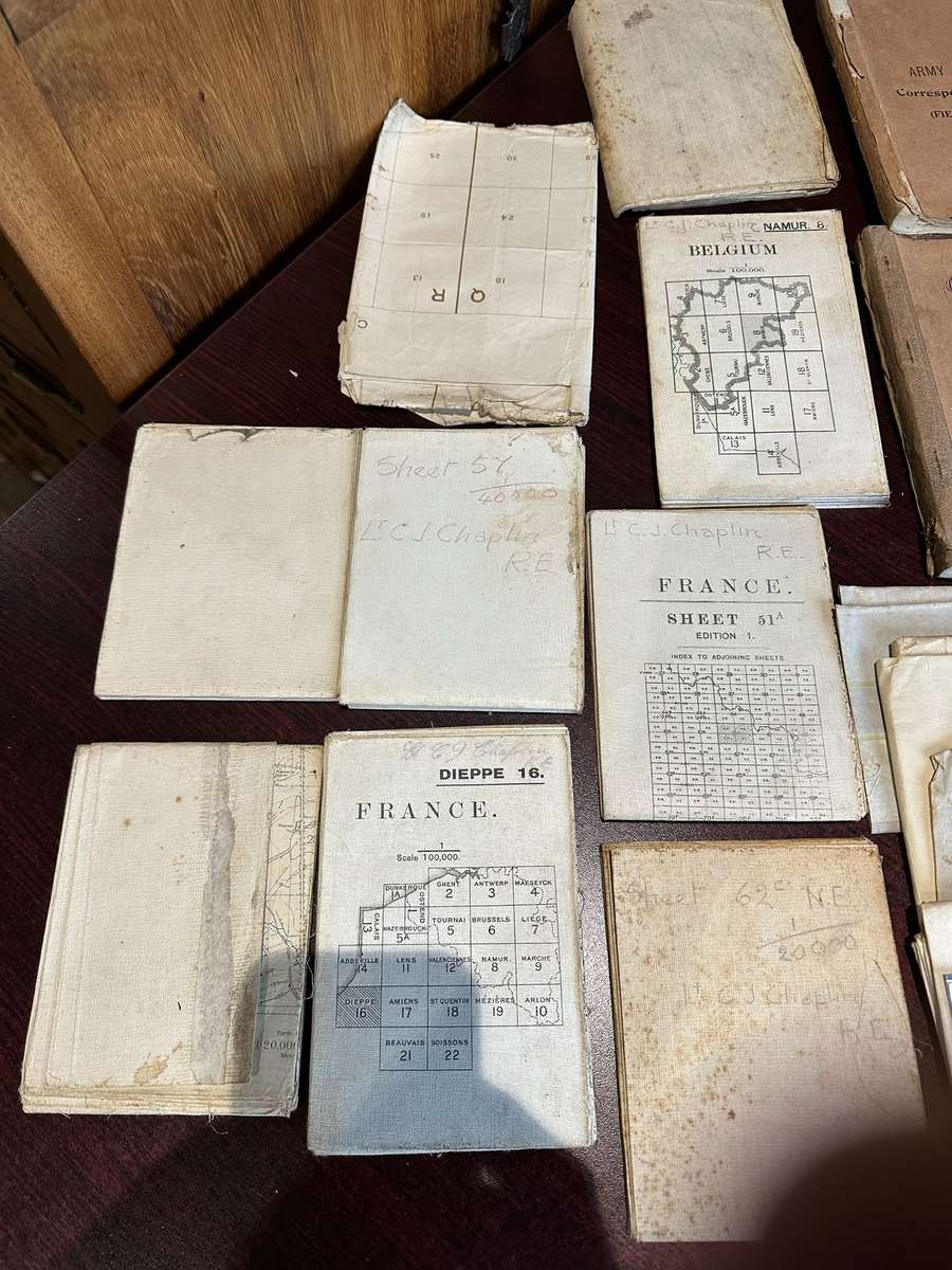 COLLECTION OF PERSONNEL NOTES,NOTE BOOKS ORIGINAL MAPS 1:40 000 /1:20 000 /ETC.-BELONGED TO WW1 PERI