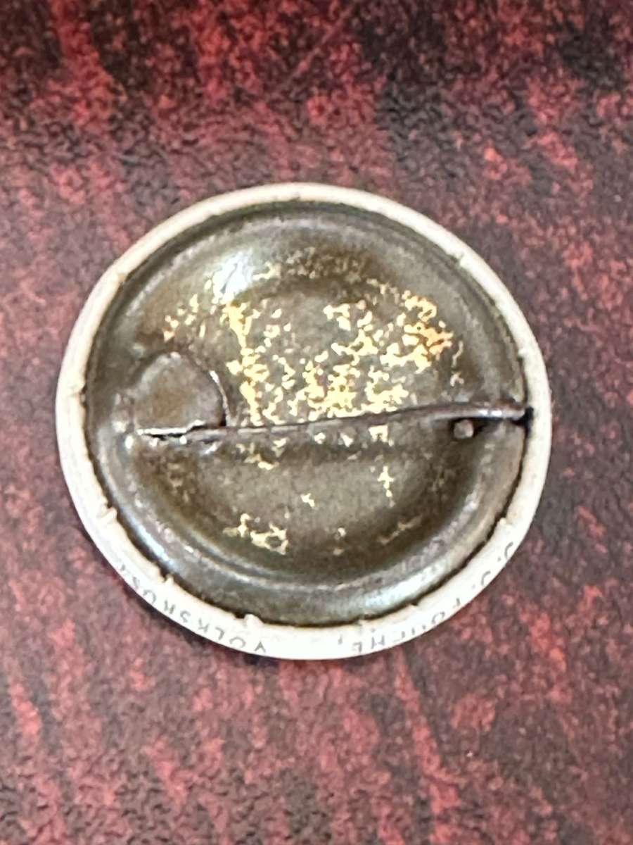 2X OSSEWABRANDWAG BADGES-SOLD WITH THE TIN ,THEY CAME