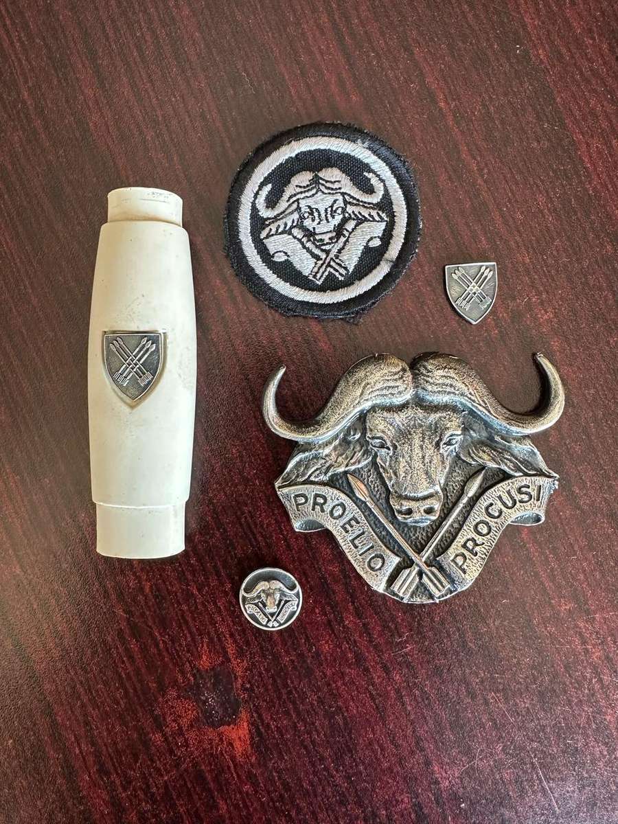 SELECTION OF 32 BATTALION ITEMS