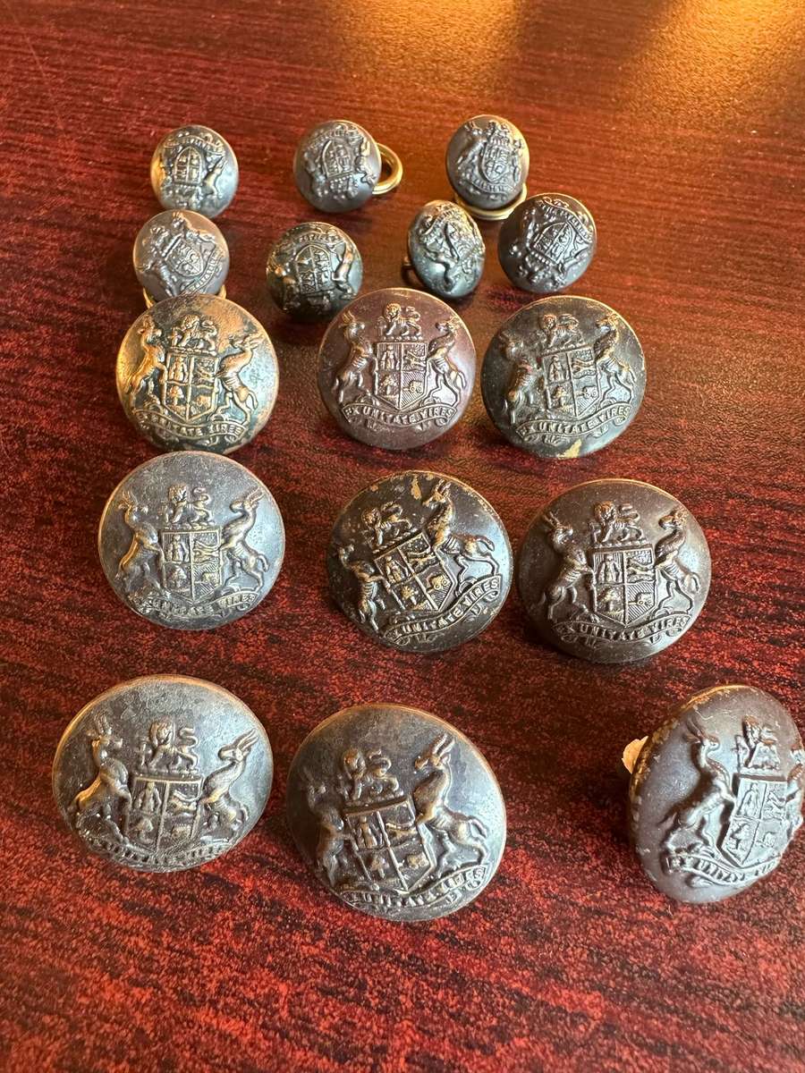 SA UNIVERSAL TUNIC BUTTONS