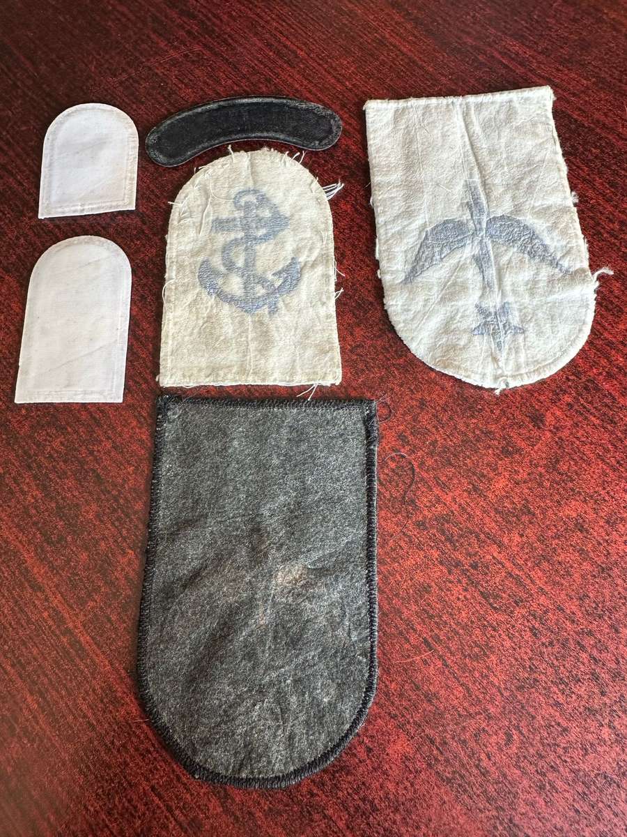 SA NAVY MIXED LOT OF BADGES