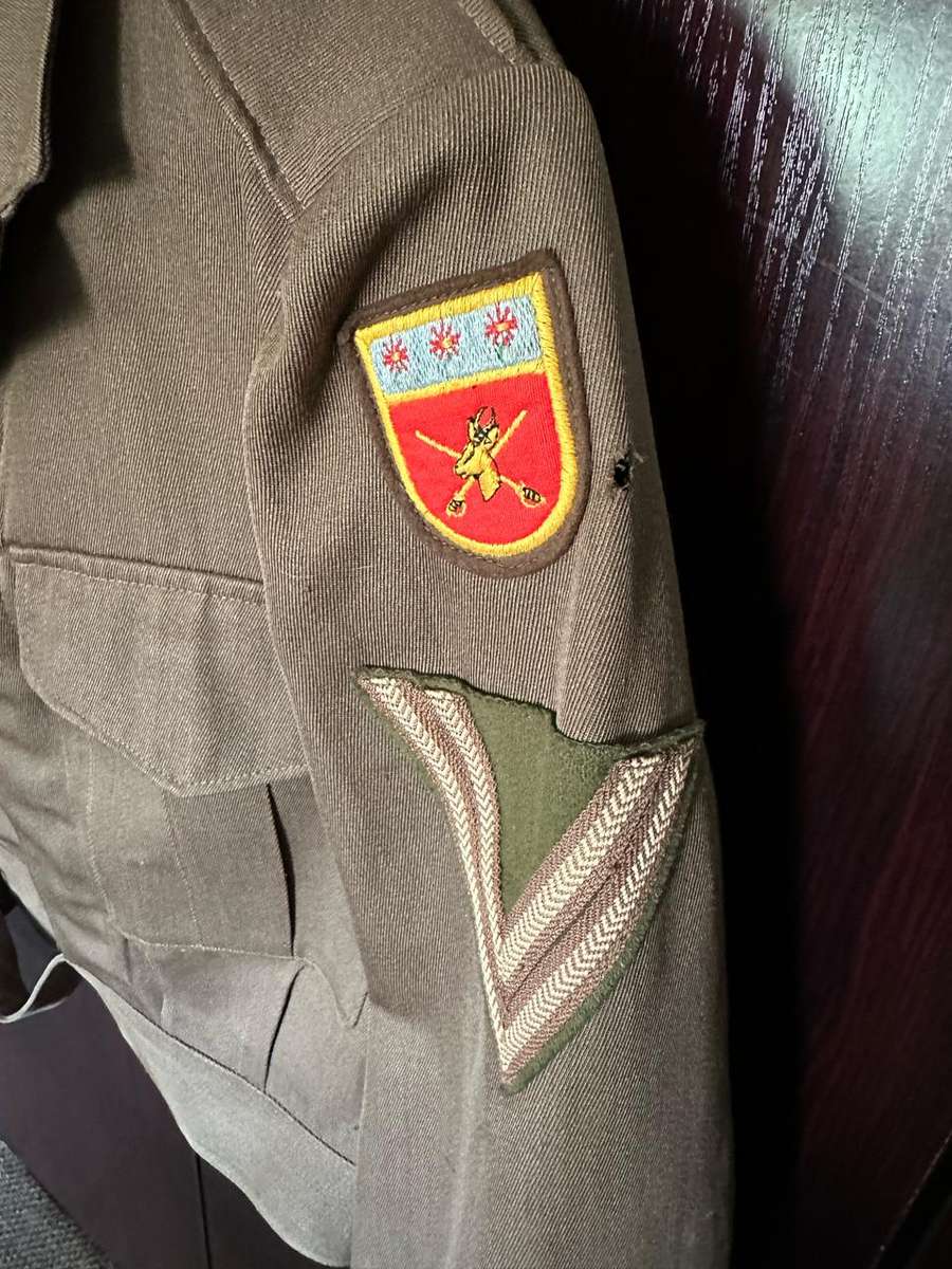 SA UNION PERIOD BUNNY JACKET,SIZE MEDIUM-MEASURES 49CM ARMPIT TO ARMPIT-LABELLED AND DATED 1965-SOLD