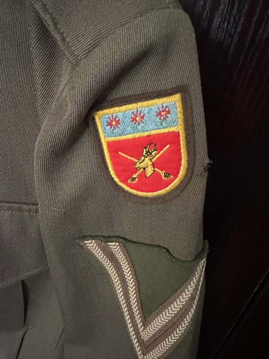 SA UNION PERIOD BUNNY JACKET,SIZE MEDIUM-MEASURES 49CM ARMPIT TO ARMPIT-LABELLED AND DATED 1965-SOLD