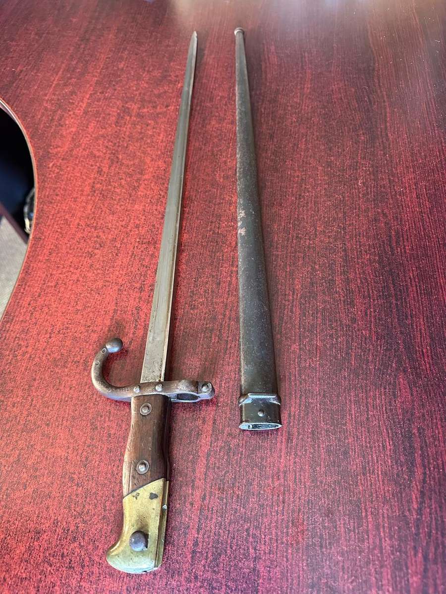 FRENCH 1874 YATAGHAN BAYONET WITH T-FORM BLADE-METAL SCABBARD -THIS BAYONET IS STILL IN OVERALL GOOD