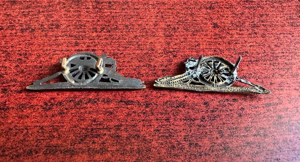 BRITISH SERGEANTS ARM BADGE-ROYAL ARTILLERY-LUGS ON ONE REPLACED