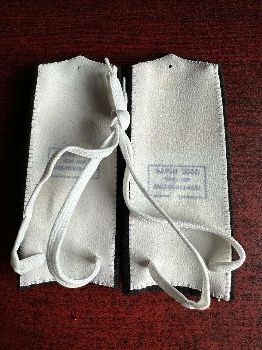 SA NAVY MIDSHIPMANS SHOULDER STRAPS INTRODUCED IN THE 1990'S