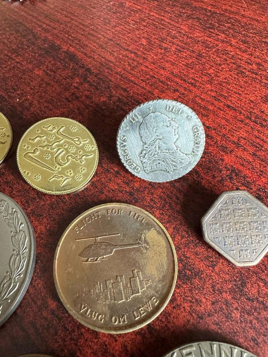 MIXED MEDALLION ETC. LOT