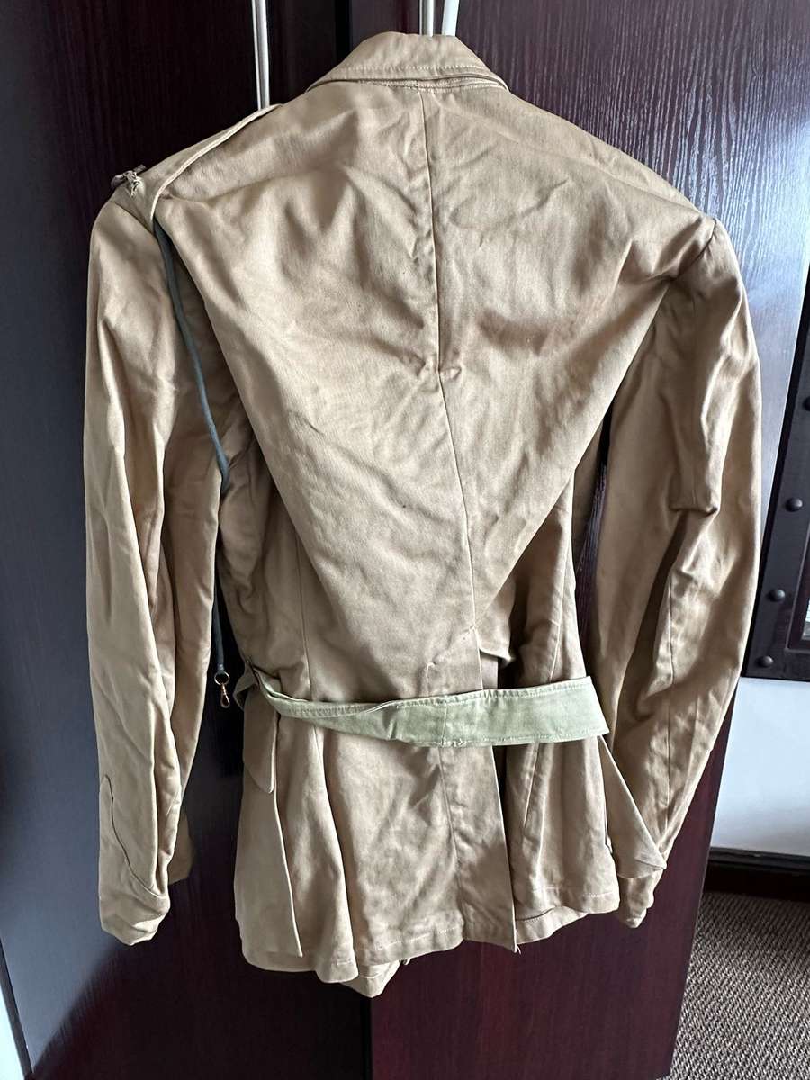 WW2 AIR FORCE UNIFORM,JACKET + TROUSERS BOTH IN VERY GOOD CONDITION: JACKET A SIZE SMALL-MEASURES 45