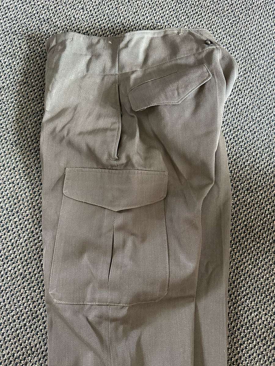 BUNNY JACKET + TROUSERS,JACKET A SIZE MEDIUM-MEASURES 52 CM ARMPIT TO ARMPIT-THE TROUSERS A SIZE 30,