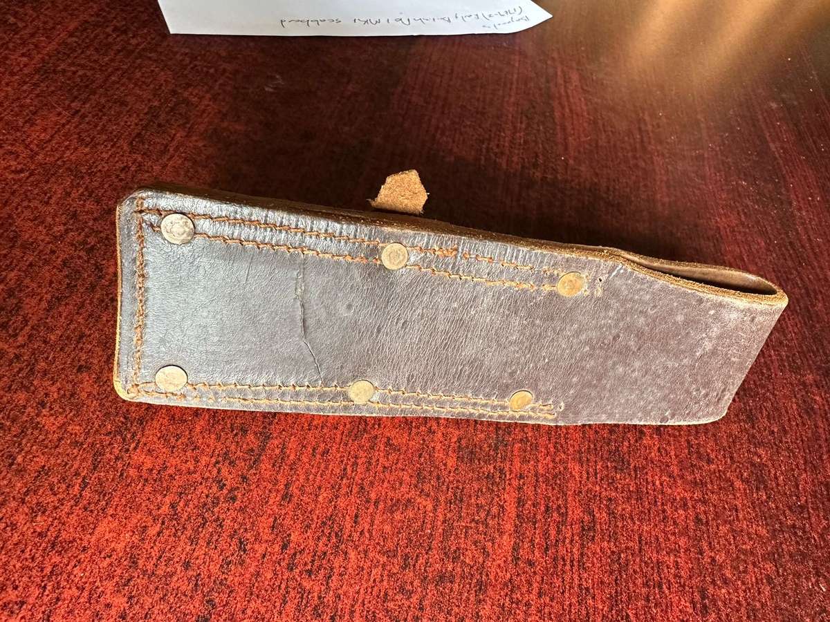 SA LEATHER FROG FOR THE NO 1 BAYONET A VARIANT WITH NARROWER BELT LOOP