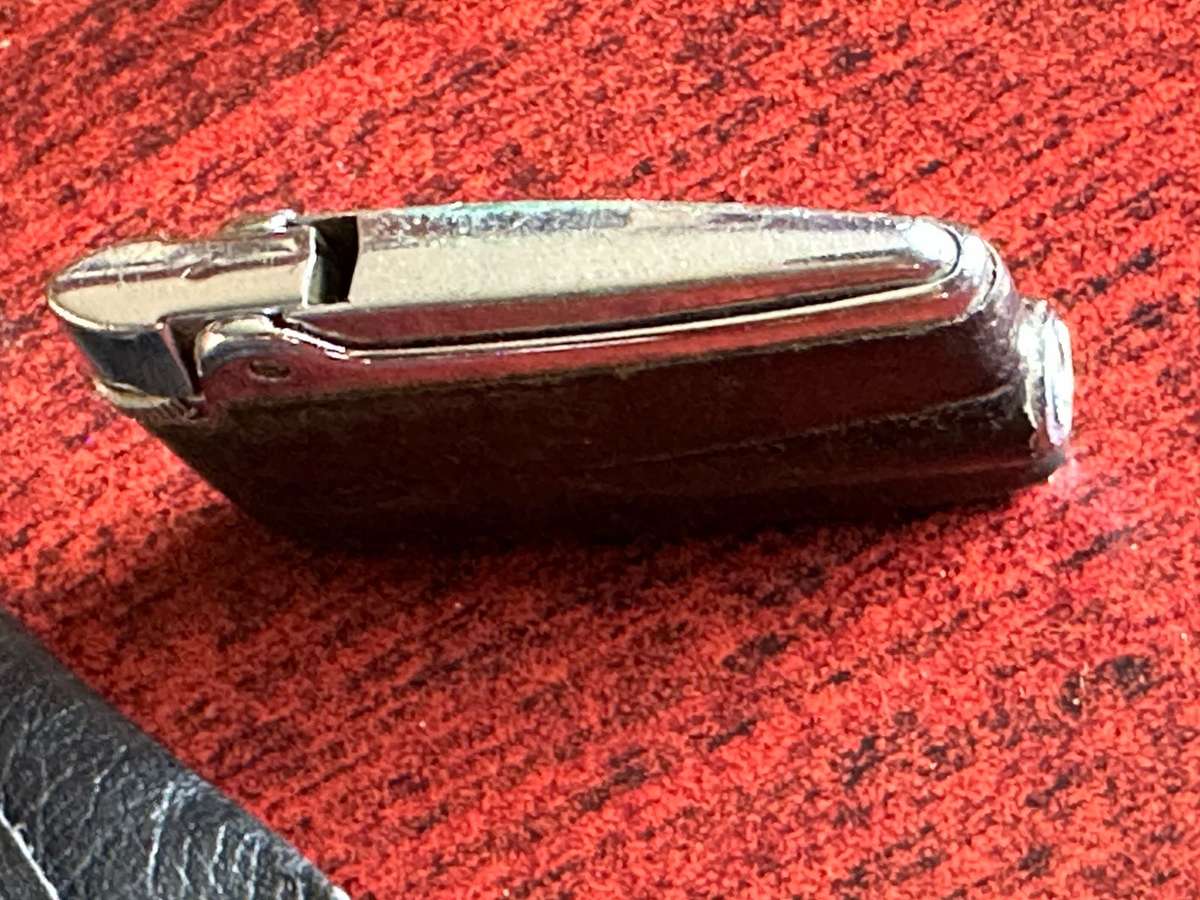 2 LIGHTERS SOLD TOGETHER-RONSON, SPARKS, NEED FUEL- DUET NEEDS SERVICE