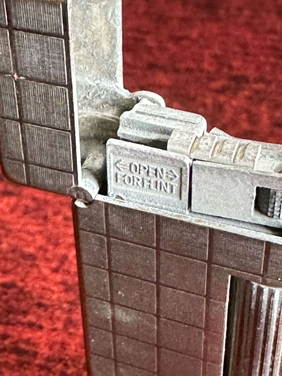 2 LIGHTERS SOLD TOGETHER-RONSON, SPARKS, NEED FUEL- DUET NEEDS SERVICE