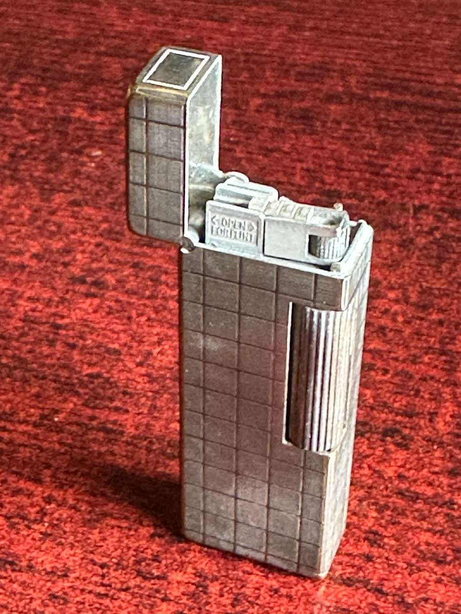 2 LIGHTERS SOLD TOGETHER-RONSON, SPARKS, NEED FUEL- DUET NEEDS SERVICE