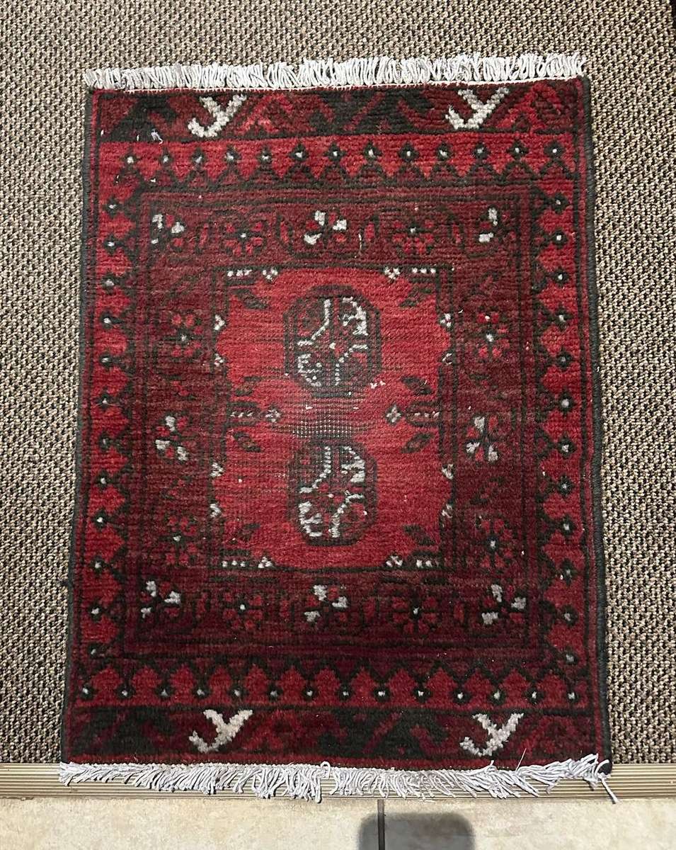 AUTHENTIC AFGHAN KNITTED PERSIAN CARPET-DIAMENSIONS 65X50 CM