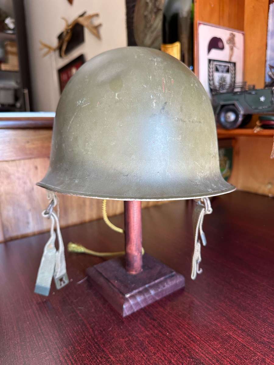 SADF PERIOD "STAALDAK" COMPLETE WITH CHIN STRAP AND MOSDOP