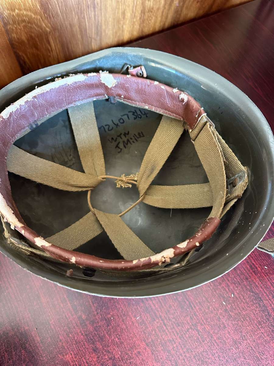 SADF PERIOD "STAALDAK" COMPLETE WITH CHIN STRAP AND MOSDOP