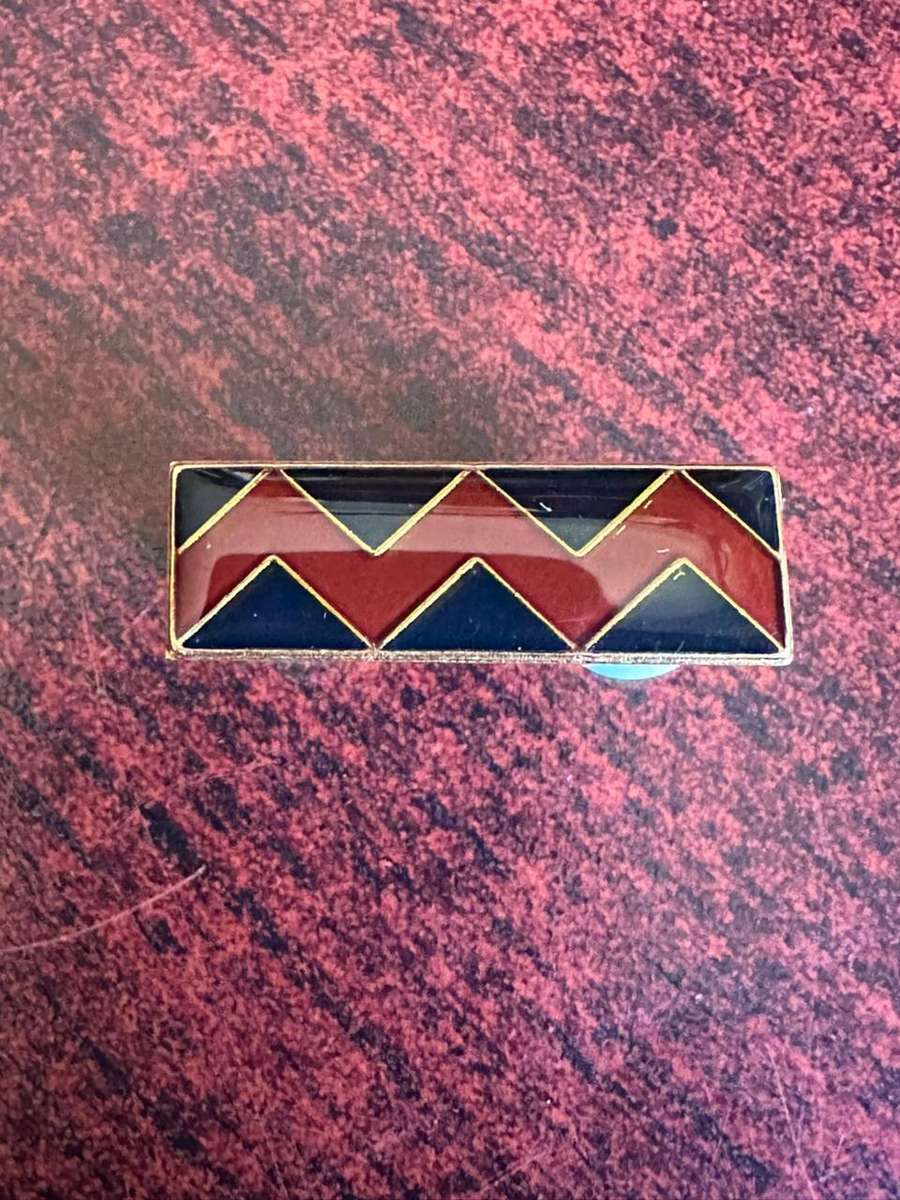 SA Artillery beret bar. Approved 1984. 2 Pins